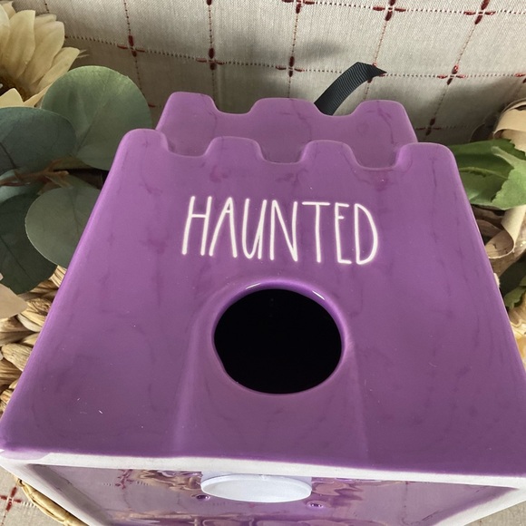 Rae Dunn Artisan Collection Haunted Castle Birdhouse New Original Box Spooky - Picture 6 of 8